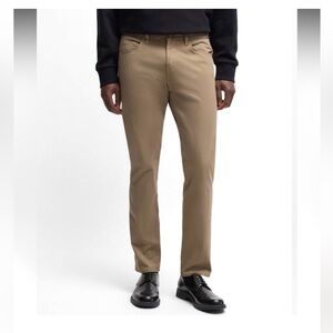 NWOT- Boss Performance Delaware Slim Fit Stretch Khaki Pants